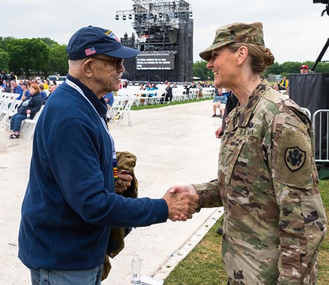 Vietnam_War_Medal_of_Honor_recipient_Paris_D._Davis_is_greeted_by_U.S._Army_Brig._Gen._Joy_L._Curriera